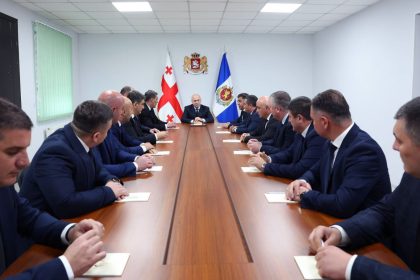 მოსახლეობის შეხვედრა მთავრობის წარმომადგენლებთან, საქართველო
