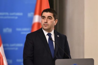 პოლიტიკოსი სიტყვით გამოსვლის დროს, საქართველო