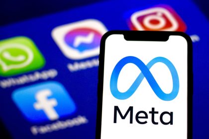Meta ლოგო სმარტფონის ეკრანზე, საქართველო