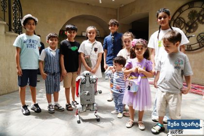 ბავშვები ხელოვნური ინტელექტი UNICEF გაფრთხილება