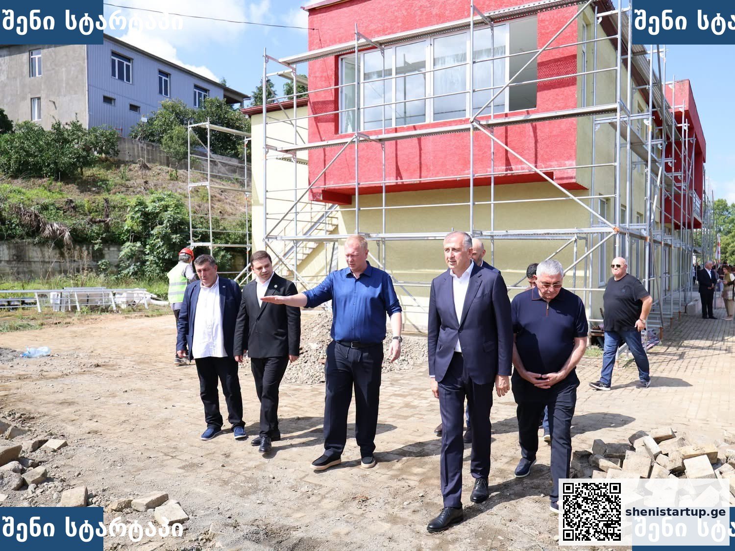 აჭარის მთავრობის თავმჯდომარე ზურაბ პატარაძე ქობულეთში საგანმანათლებლო ინფრასტრუქტურის განახლების პროცესს გაეცნო